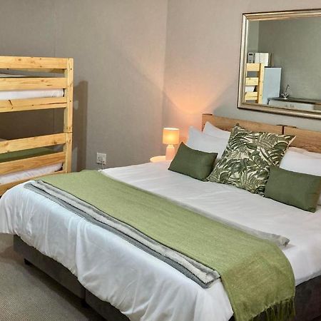 Aloe Cottage Mbombela Екстер'єр фото